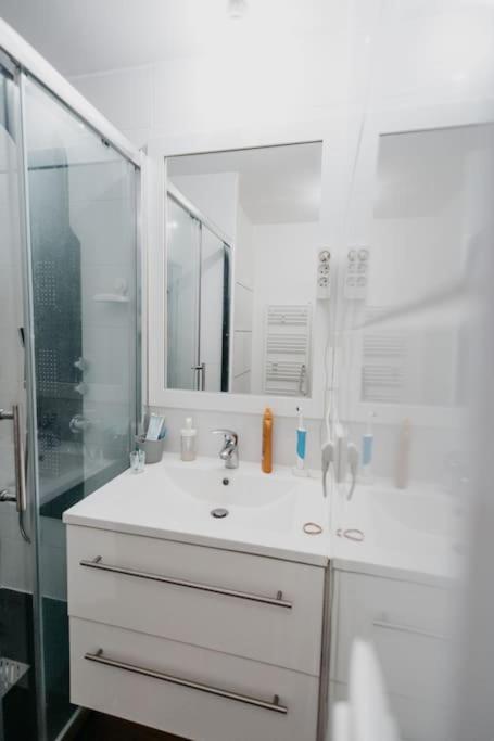 Cosy Avec Wifi A 15 Min De Rennes Appartement